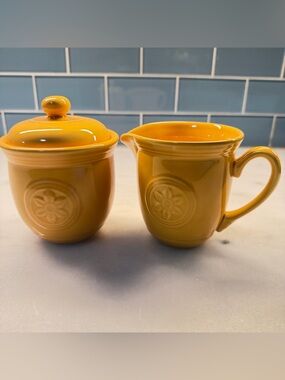 Yellow Ceramic Creamer and Sugar Set with Floral Medallion - Unbranded